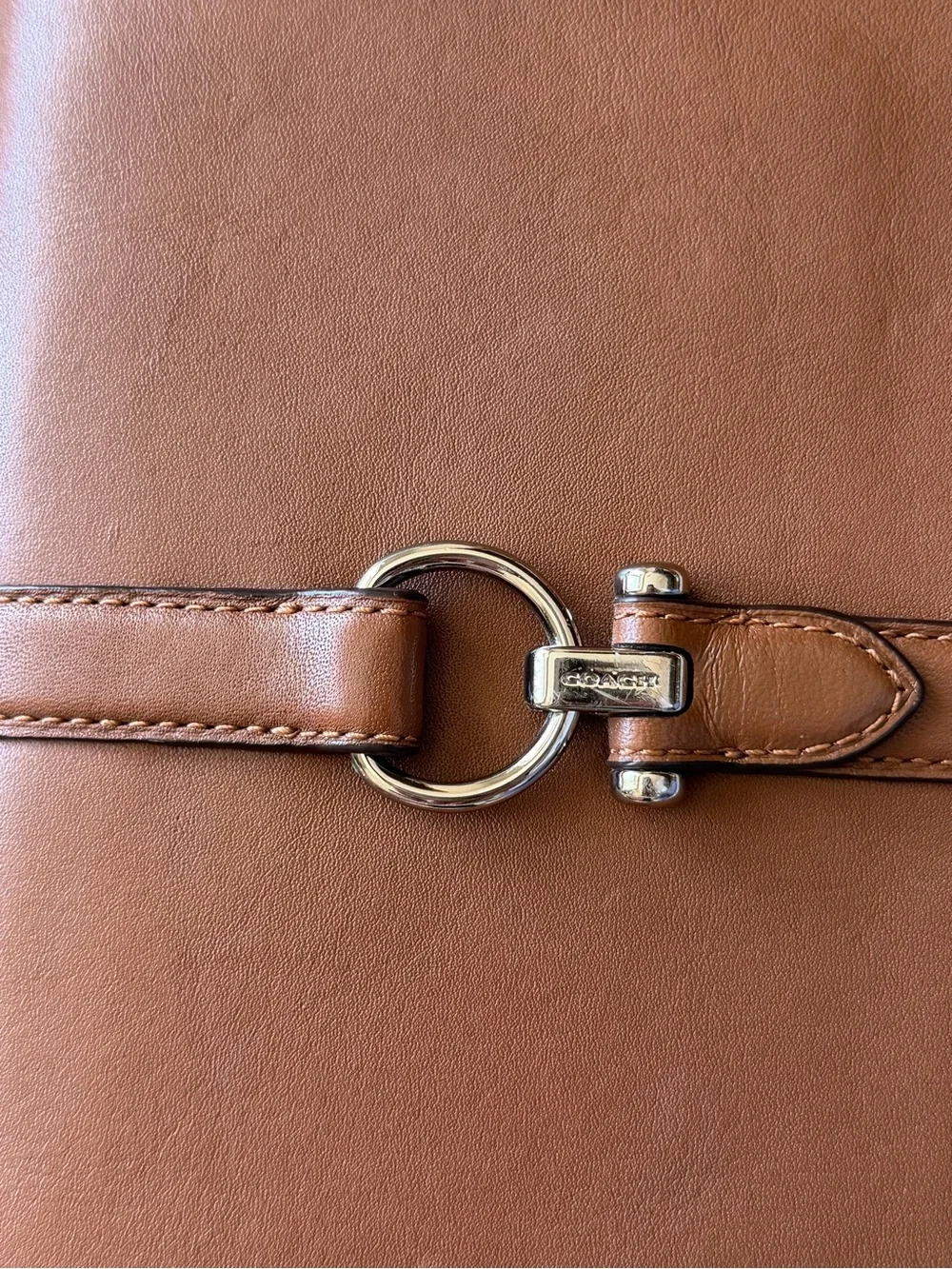 Coach Nomad Crossbody Clutch Wallet in Saddle Brown Leather Silver Chain